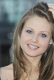 Gra w serialach i filmach fabularnych i w teatrze. Anna Karczmarczyk Imdb