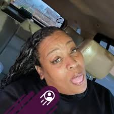 De-De Holmes (@dede.holmes.71697) • Facebook