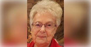 Kathy Clingerman's Instagram, Twitter & Facebook