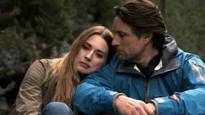 Virgin River: Mel e Jack enfrentam sério dilema que pode separá-los em  trailer da quarta temporada; assista! - Hugo Gloss
