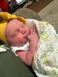 Good morning @everyone !! I hope everyone is having a great Monday! I know  I am and not for any particular reason. These drops literally put me in a  good mood every