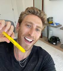 Bright teeth summer @twice 🦷🪄💛🔥