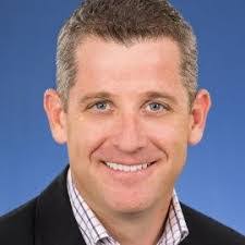 Damon Hooper's Instagram, Twitter & Facebook