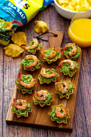 Bouchees Aperitives Au Guacamole Et Crevettes En 2020 Recette Apero Facile Et Rapide Aperitif Recette Apero Facile