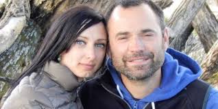 L'amour est dans le pré. Sebastien Et Emilie L Amour Est Dans Le Pre Ne Vivent Plus Ensemble Mce Tv