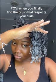 Best Brush for Type 4 Curly Hair