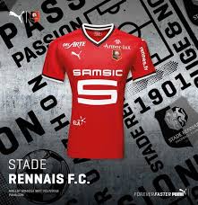 Le maillot third losc 2017 2018 est bleu marine avec des élements bleu ciel. Football Ligue 1 Stade Rennais Le Maillot 2017 2018 Officiellement Devoile Foot 01