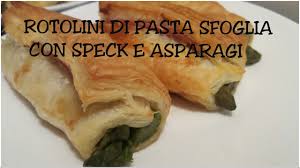 Poche mosse ed un modo sfizioso e semplice di cucinare gli. Rotolini Di Pasta Sfoglia Con Speck Ed Asparagi Coll Con Il Calderone Di Sara Youtube