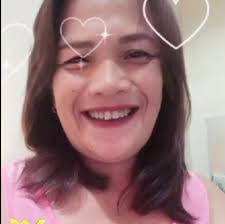 Eleanor Santos's Instagram, Twitter & Facebook