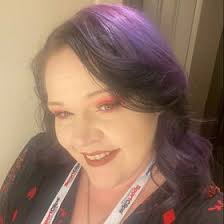 Nicole Landers (nikkilanders)