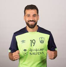 أكد أشرف عبدالعزيز، محامي اللاعب عبدالله السعيد، قائد نادي بيراميدز، أنه لم يتم اخطارهما بأي قرار متعلق بإلزام اللاعب بسداد 2 مليون دولار للنادي الأهلي. Ø§Ù„Ù†Ø§Ø¯ÙŠ Ø§Ù„Ø£Ù‡Ù„ÙŠ Ø§Ù„Ø³Ø¹ÙˆØ¯ÙŠ On Twitter Ù†Ø´ÙƒØ± Ø§Ù„ÙƒØ§Ø¨ØªÙ† Ø¹Ø¨Ø¯Ø§Ù„Ù„Ù‡ Ø§Ù„Ø³Ø¹ÙŠØ¯ Ø¹Ù„Ù‰ ÙƒÙ„ Ù…Ø§Ù‚Ø¯Ù…Ù‡ Ù…Ø¹ Ø§Ù„Ù†Ø§Ø¯ÙŠ Ø§Ù„Ø£Ù‡Ù„ÙŠ Ø·ÙˆØ§Ù„ Ø§Ù„ÙØªØ±Ø© Ø§Ù„Ù…Ø§Ø¶ÙŠØ© ÙˆÙ†ØªÙ…Ù†Ù‰ Ù„Ù‡ Ø§Ù„ØªÙˆÙÙŠÙ‚ ÙÙŠ Ù…Ø³ÙŠØ±ØªÙ‡ Ø§Ù„Ù…Ù‚Ø¨Ù„Ø© Https T Co 8mvz4mwsu0