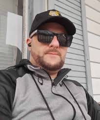 Anyone else grown an interest in studying psychology and cults after  leaving the potters house cfm? Rick alan ross and steven hassan are both  great for learning about cults. Its been a