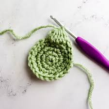 How To Crochet Baby Yoda A Free Amigurumi Pattern Sarah Maker Amigurumi Free Pattern Star Wars Crochet Amigurumi Pattern