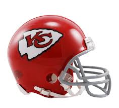 Prior to the previous version, the sketch lines are more thicker, the horns, hair and mustache have a different shading. Helmet Transparent Chiefs Helmet Logo Png