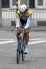 From 2002 to 2004, he was in the development team of the. Koen De Kort Riders