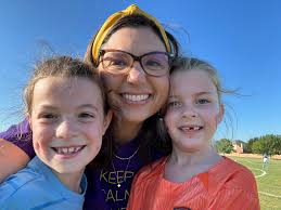 Alyssa Newcomb (@Newcombin2nd)