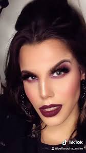 Instagram 用户 Bella Rocha