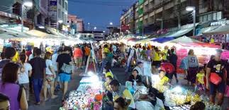 Antara tarikan di krabi thailand adalah pasar malamnya yang bukan sahaja bersih tetapi juga amat menarik untuk dikunjungi pada waktu malam. 25 Tempat Aktiviti Menarik Di Krabi Thailand Edisi 2021 Cari Destinasi