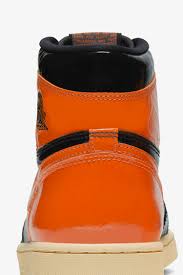 If you're with the money team, then you'll love to spend some cash on the jordan 1 mid team orange black. Air Jordan I Black Orange Erscheinungsdatum Nike Snkrs De