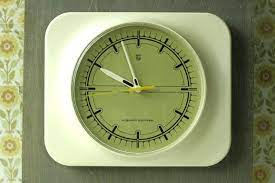 philips vintage wall clock 80 39 s vintage kitchen clock retro philips clock plastic retro clock philips wall clock kitchen clocks vintage wall clock