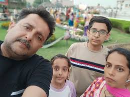 Wonderful evening to my inspiring facebook family members 🌅💛👪💕#photo  #everyone #nonfollowers