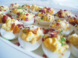 Fylte Egg Var Mitt Bidrag Til Jentekvelden I Mai Jeg Har Tidligere Lest Om Devils Egg Og Har Ventet Pa En Passende Anledning Fingermat Tunfisksalat Chipotle