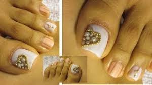 Diseños de uñas para pies brillantes y piedras. Piedritas Decorado De Unas De Pies Con Piedras Nail Art