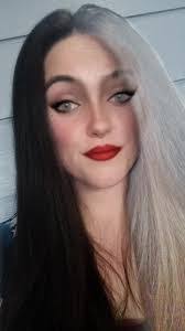 Ashley Woolstenhulme's Instagram, Twitter & Facebook