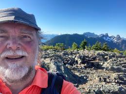 Chestnut Hills STL hotel options for 2-4 people