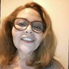 Pamela Duffett's Instagram, Twitter & Facebook