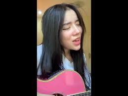 Comethru Jeremy Zucker Acoustic Cover By Lyly Youtube