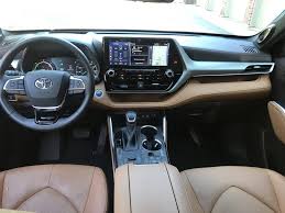 The 2020 lexus rx 350 starts out at just a bit less than $14,000 more expensive than the 2020 toyota highlander. Is The Toyota Highlander A Budget Lexus Rx