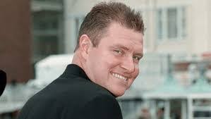 Darren Yates's Instagram, Twitter & Facebook