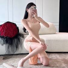 高冷御姐风裙子质感高级感小众设计收腰褶皱紧身