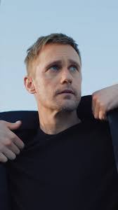 Nathan Lind's Instagram, Twitter & Facebook