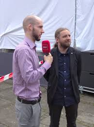 Dowiesz się w nim jak w zapracowanym życiu znaleźć czas na trening, dietę i regenerację. Dobromir Sosnierz Wikicytaty