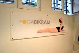 3 reviews of l'espace bikram paris yoga i've tried bikram yoga many places in thailand and north america and have never enjoyed it. Yoga Bikram Paris Hot Yoga Studio Review