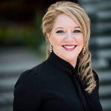 Natasha Painter's Instagram, Twitter & Facebook