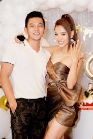 Maybe you would like to learn more about one of these? CÆ¡ NgÆ¡i Chung Sá»'ng Cá»§a Ly Binh PhÆ°Æ¡ng Trinh Jolie Vá»«a Xay Ä'a Bá»‹ Che 2sao