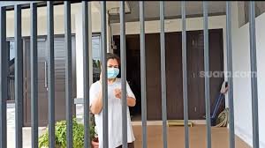 Kami pun langsung mencari konfirmasi kepada kerabat dekat wan abud. 3xhpvivgxcjhsm