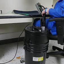 Bissell Garage Pro Wet Dry Vacuum Atrix Atihctv5ct Esd Safe 5 Gallon Bucket Style Vacuum Corded To Learn More See Photo Link This Is An Affiliate Link In 2020 Vacuums Vacuum Cleaner Power Tools
