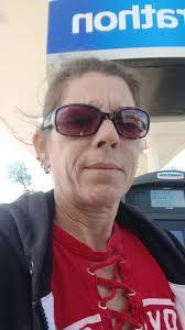 Carrie Burke's Instagram, Twitter & Facebook