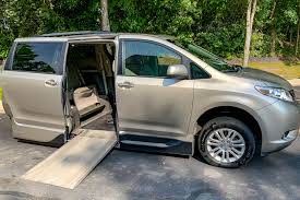 Buy toyota sienna parts online at partsgeek. 2015 Toyota Sienna Xle