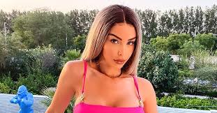 Envie de cheveux plus courts ? Nabilla Metamorphosee Elle Montre Son Nouveau Look A Ses Fans