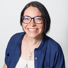 Ginger Houck's Instagram, Twitter & Facebook