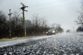 Wie verhalten sie sich jetzt richtig? Aquaplaning Was Tun Wo Tritt Sie Am Haufigsten Auf