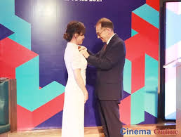 Presented by koh mei lee; Gsc Ceo Ms Koh Mei Lee Honoured With French National Order Of Merit News Features Cinema Online