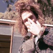 La Indie Pop Kid Bloom Does It Make Me Wrong