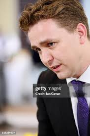 23 Fjalar Goud Stock Photos, High-Res Pictures, and Images