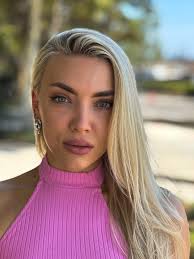 looking for new talent to shoot IG: davidsfavorites